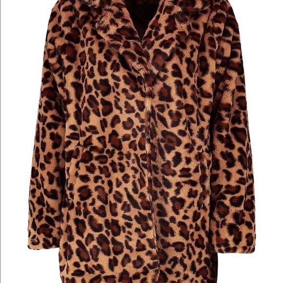 Faux fur jacket 🧥 - Picture 7 of 9